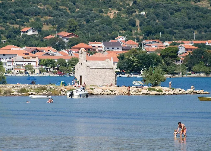 Σπίτι διακοπών Gorgeous In Posedarje