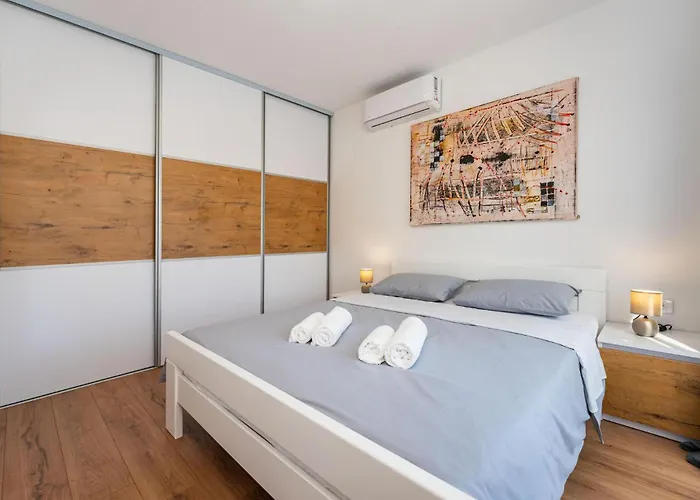 Gorgeous In Prázdninový dům Posedarje